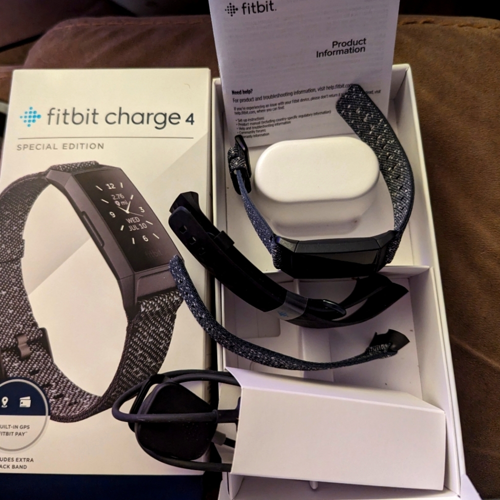 Fitbit Charge 4 Special Edition